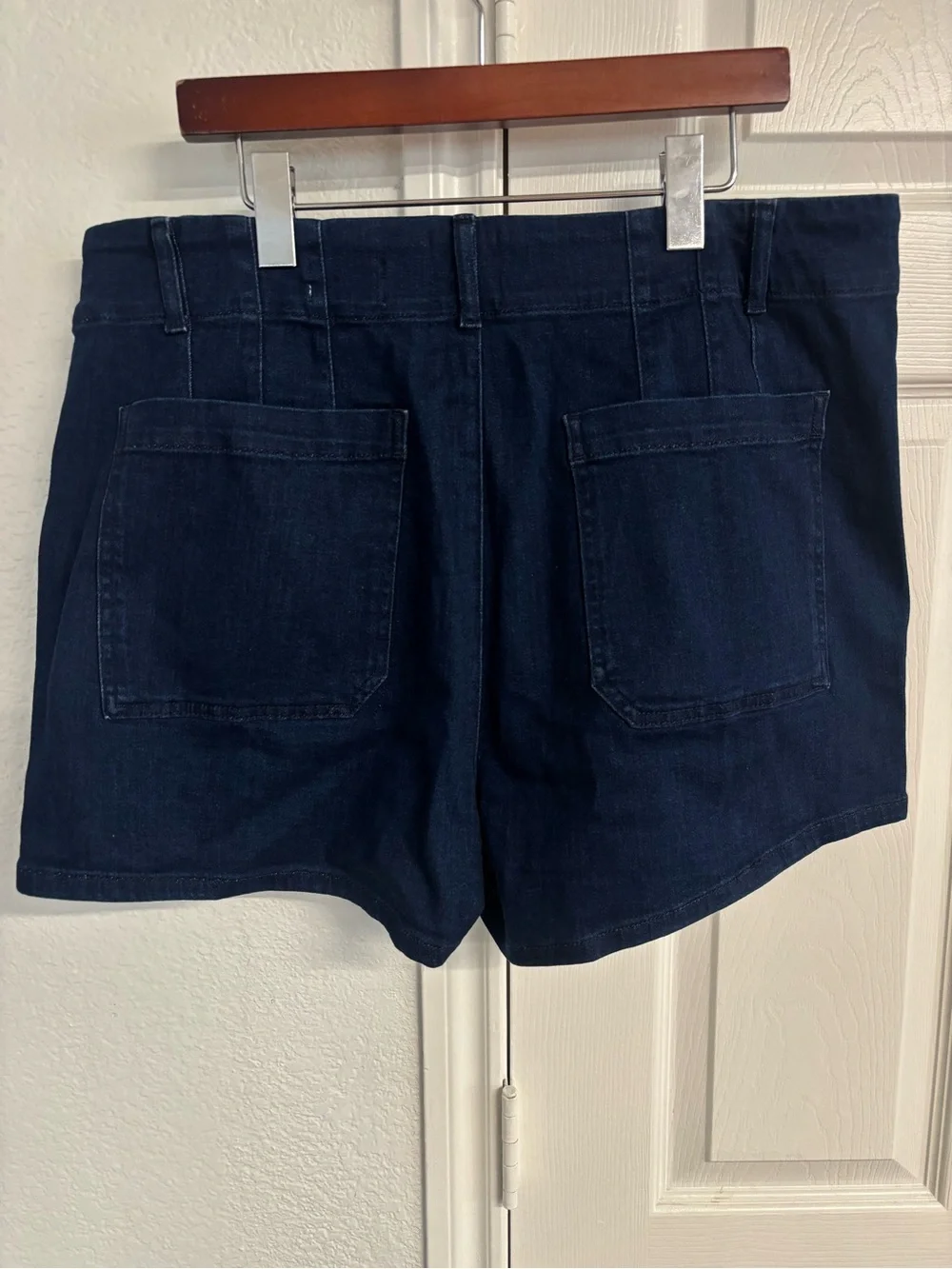 Maeve by Anthropologie High-Rise Colette Shorts in Dark Denim Size 18W - Picture 3 of 4